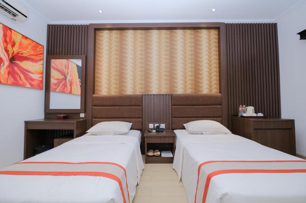 The Grand Palace Hotel Yogyakarta Exterior foto