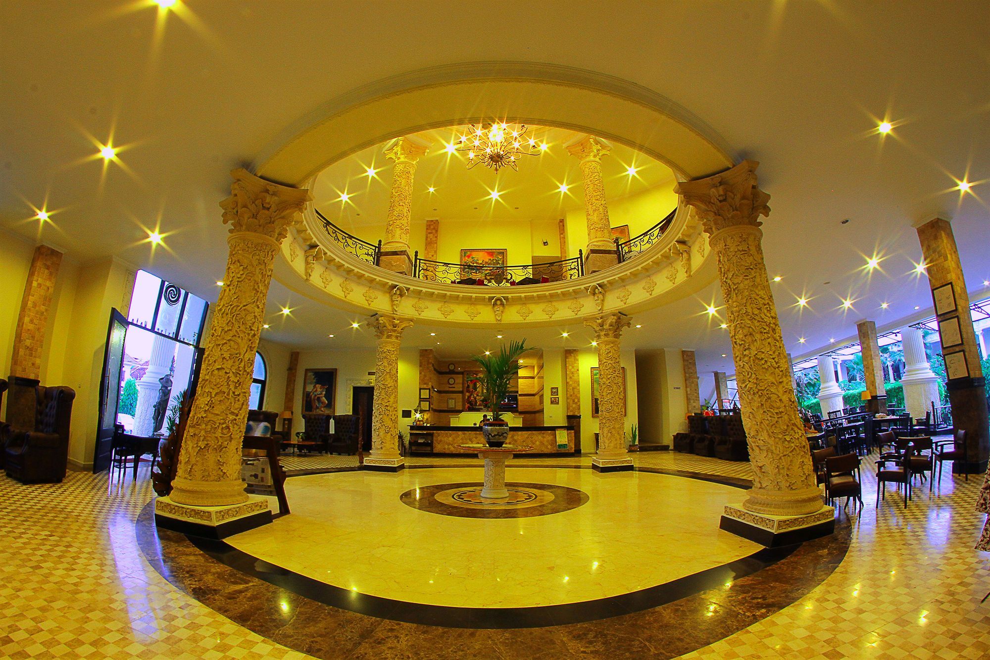 The Grand Palace Hotel Yogyakarta Exterior foto
